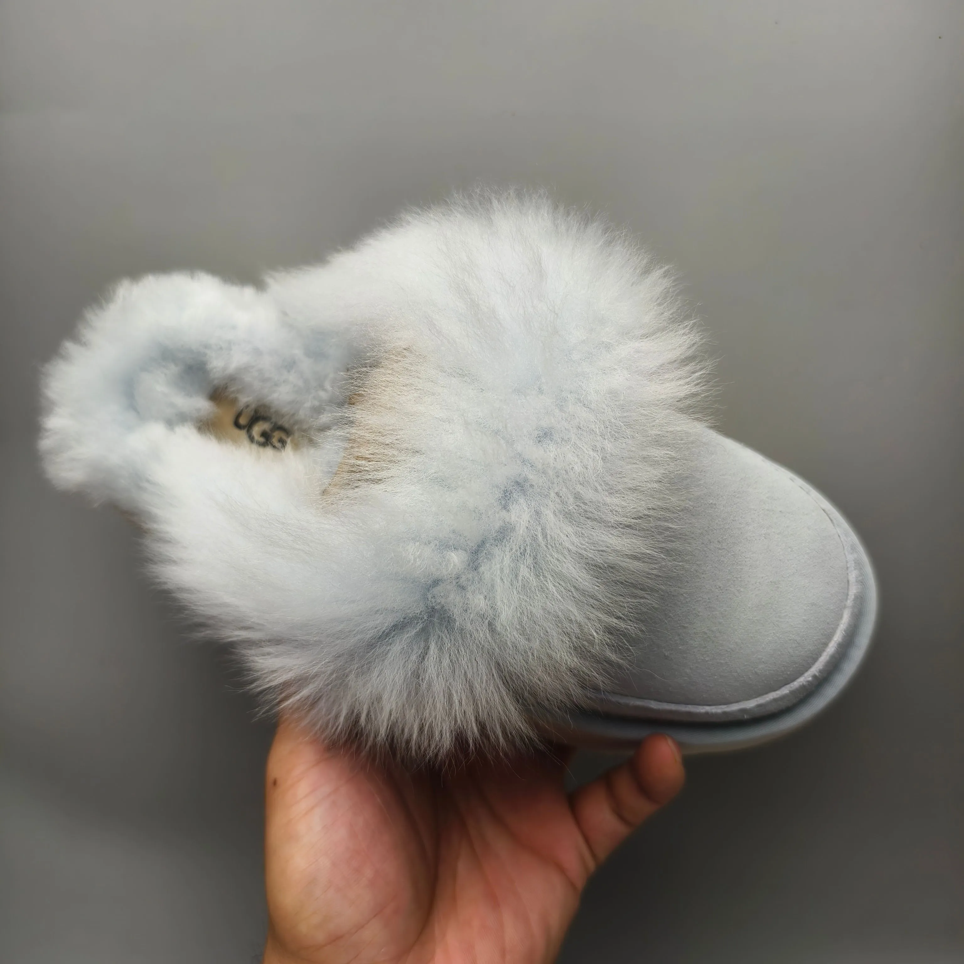 💰520 UGG sheepskin all-in-one snow boots 3930 fur-cuffed slip-ons color: sand, light blue, maroon Size: 35-41